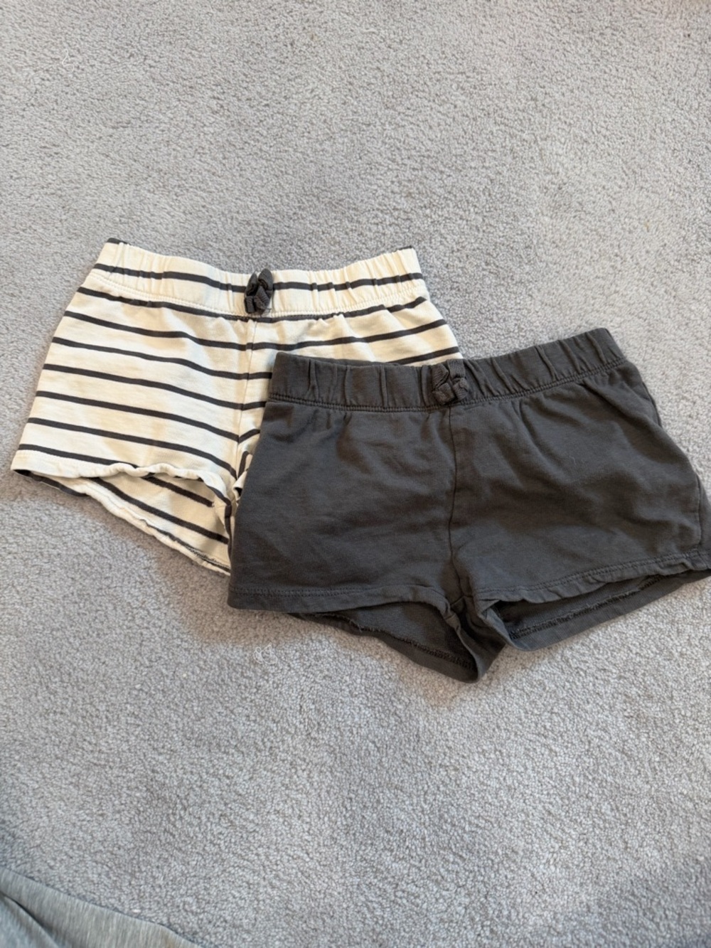 H&M Girls' Shorts - Charcoal Gray & Ivory Stripe